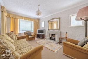 Sitting Room- click for photo gallery